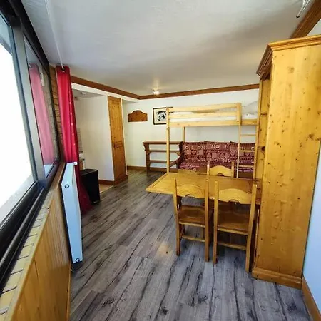 Globalski's Cosy Unit *